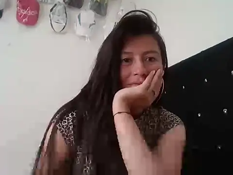 sandyquinnxx online show from December 2, 2025, 5:14 pm