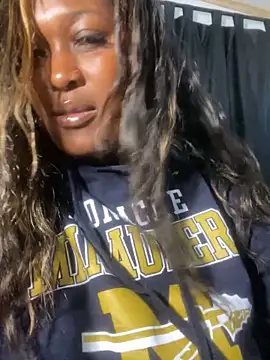 Cardiebae89 online show from May 17, 2026, 8:20 pm