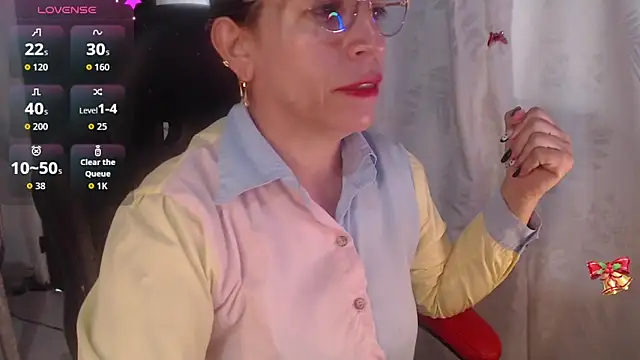 Chayla Ruiz online show from December 20, 2025, 10:01 pm