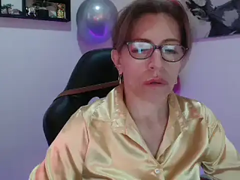 Snapshot of Chayla_Ruiz chatting on March 7, 2025, 2:12 pm Chayla Ruiz online show from March 7, 2025, 2:12 pm
