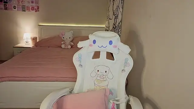 LisaSweetie online show from March 12, 2026, 7:29 pm