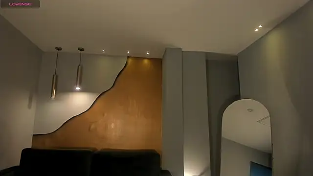 JadeEvansX online show from April 8, 2026, 7:15 pm