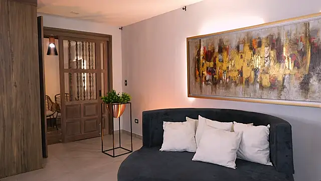 KateSunder online show from February 3, 2026, 8:08 am