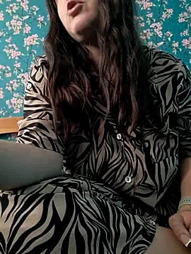 NansyyyaLiannkkaasssssa78 online show from May 19, 2026, 3:30 pm