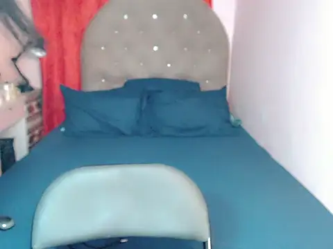 TSDESIREcindy29 online show from March 31, 2026, 8:05 am