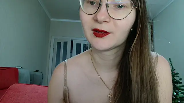 KiraGoldens online show from January 16, 2026, 7:34 am