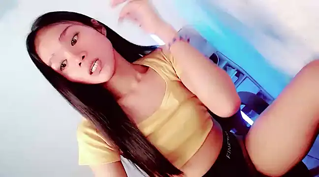 Snapshot of amomentoflust69 chatting on January 9, 2025, 10:20 am amomentoflust69 online show from January 9, 2025, 10:20 am