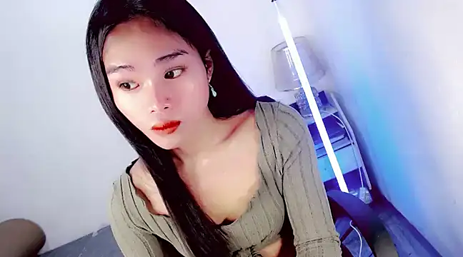 Snapshot of amomentoflust69 chatting on December 3, 2024, 3:37 am amomentoflust69 online show from December 3, 2024, 3:37 am