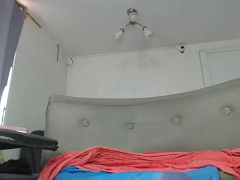 hotmaggie bbw online show from March 19, 2025, 8:54 pm