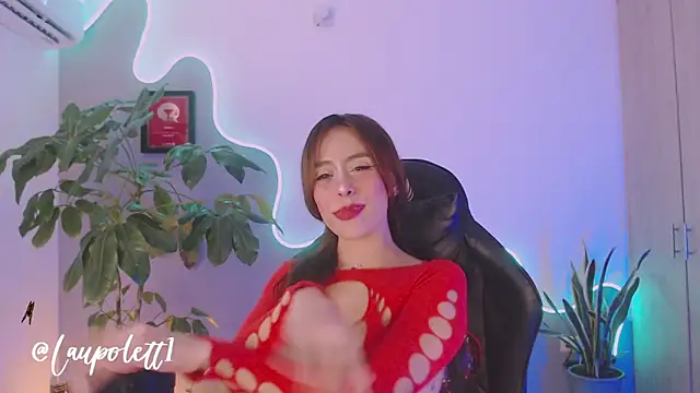 LauPolett online show from February 14, 2026, 11:27 pm