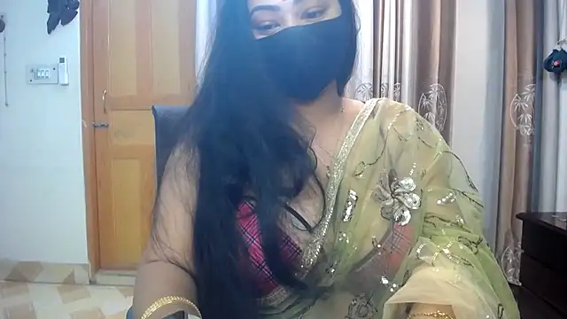 lady maeda  online show from February 24, 2025, 6:58 pm