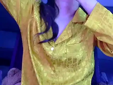 Snapshot of Bee_2k chatting on February 27, 2026, 4:56 am Bee 2k online show from February 27, 2026, 4:56 am