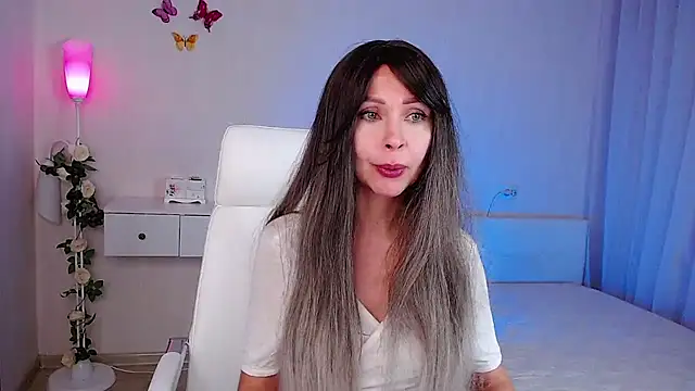 wendifoste online show from November 7, 2025, 6:45 pm