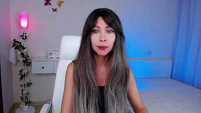 wendifoste online show from September 24, 2025, 6:36 pm