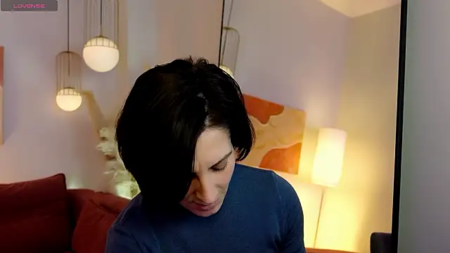 Snapshot of LorenDaze chatting on February 16, 2026, 1:43 pm LorenDaze online show from February 16, 2026, 1:43 pm