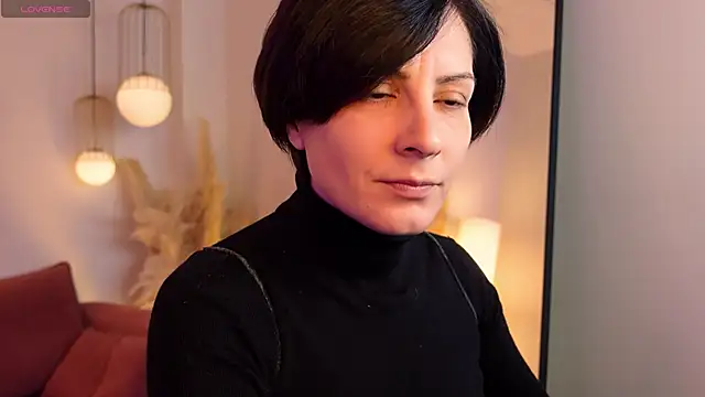 Snapshot of LorenDaze chatting on February 12, 2026, 7:41 am LorenDaze online show from February 12, 2026, 7:41 am