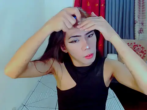 ELLIZABETHFORCUMXX online show from October 28, 2025, 12:15 pm