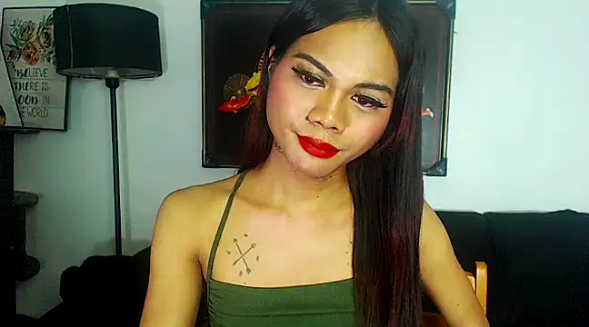 Snapshot of ELLIZABETHFORCUMXX chatting on February 24, 2025, 7:09 pm ELLIZABETHFORCUMXX online show from February 24, 2025, 7:09 pm