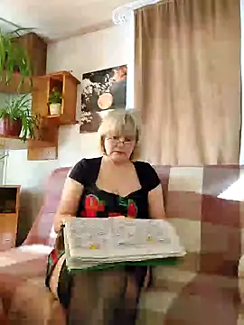 IrmaRose online show from February 19, 2025, 6:33 am