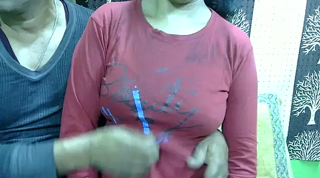 Snapshot of Indian_Horny_Wife chatting on January 20, 2025, 6:21 pm Indian Horny Wife online show from January 20, 2025, 6:21 pm