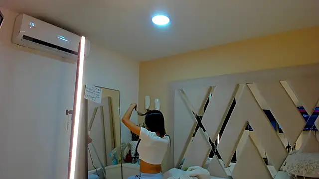 malejabenzz online show from September 9, 2025, 7:34 pm