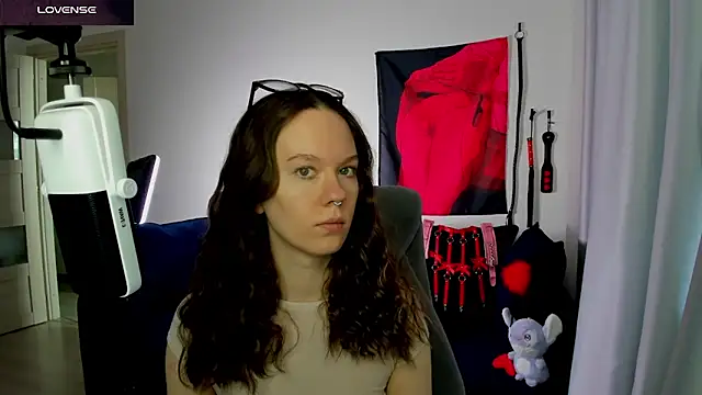 DivineBite online show from May 26, 2026, 2:37 pm