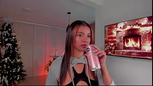 liagirl cute online show from January 6, 2026, 5:00 am