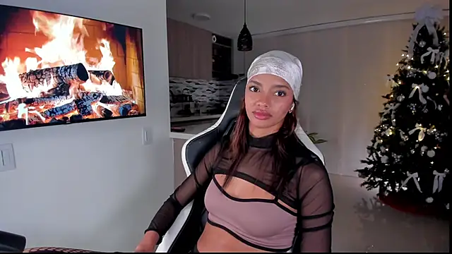 liagirl cute online show from December 19, 2025, 4:49 am