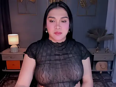 MaxeneCullens online show from September 12, 2025, 6:35 am