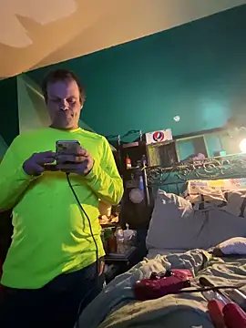 charactrzero online show from October 17, 2025, 12:47 am