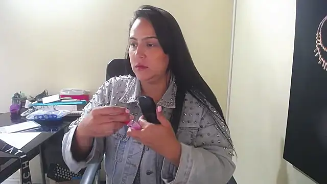 kendall 52 online show from October 11, 2025, 2:18 pm