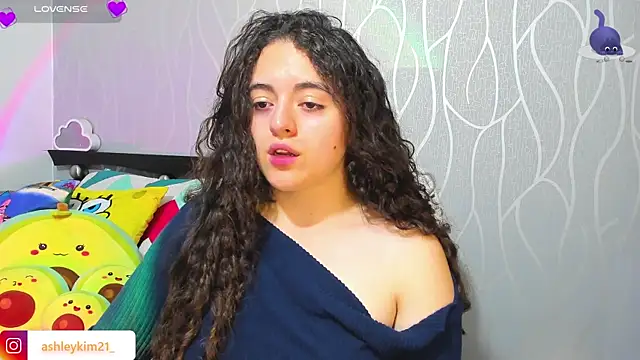 AshleyKim  online show from March 27, 2026, 12:41 am