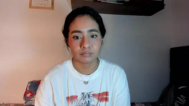 valeryvegas 2 online show from November 6, 2025, 4:16 am