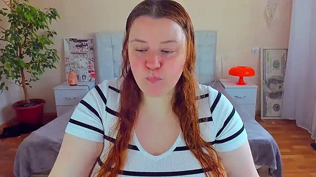 PolinaSalvatore online show from March 29, 2026, 12:40 pm