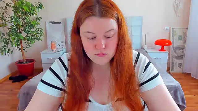 PolinaSalvatore online show from March 9, 2026, 11:58 am