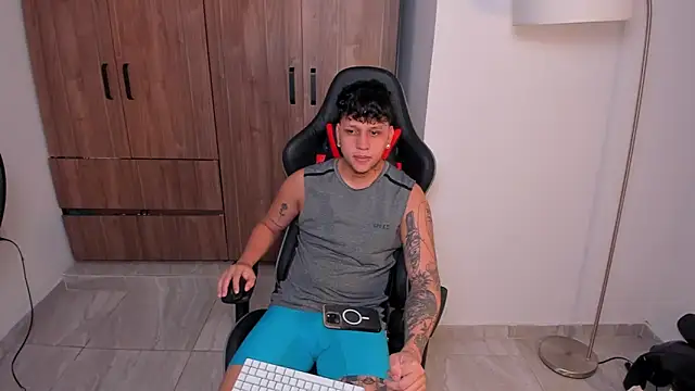 Jake simons online show from November 28, 2025, 11:10 am