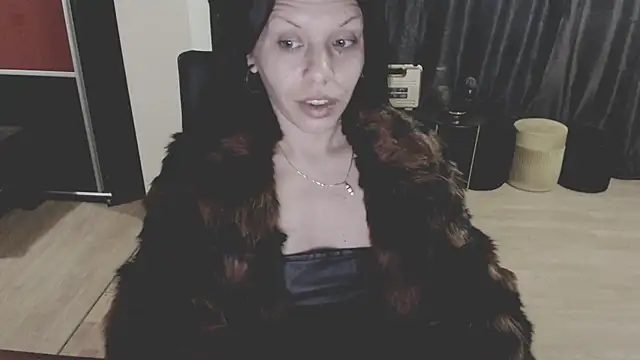 GoldenSasha online show from October 19, 2025, 3:15 pm