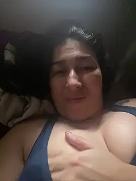 andreaisis2 online show from January 2, 2025, 9:39 pm