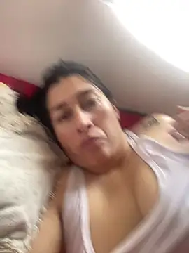 andreaisis2 online show from January 26, 2025, 5:13 pm