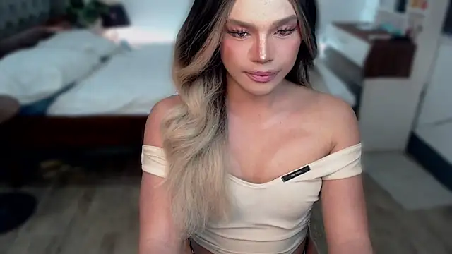 liaa lurrecams online show from November 13, 2025, 3:49 pm