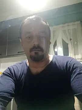 serkan201852 online show from February 25, 2025, 9:04 pm