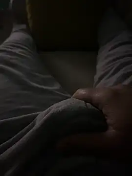 serkan201852 online show from November 9, 2025, 2:21 pm