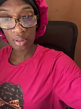 Snapshot of sweetsexiecool7 chatting on March 5, 2025, 1:52 am sweetsexiecool7 online show from March 5, 2025, 1:52 am