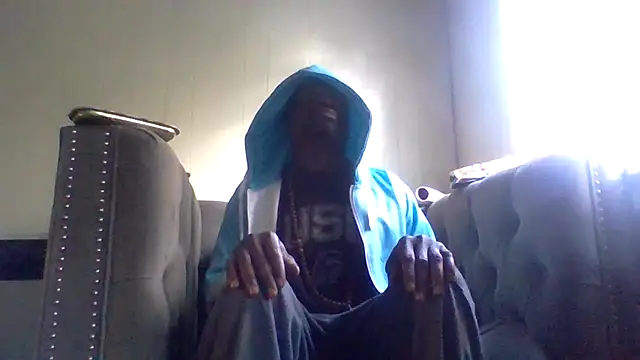 Daddy hook online show from December 21, 2025, 6:20 pm