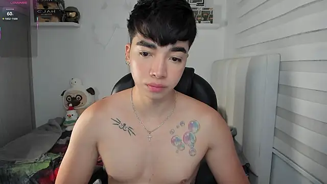 santy7v7 online show from March 27, 2026, 1:56 pm