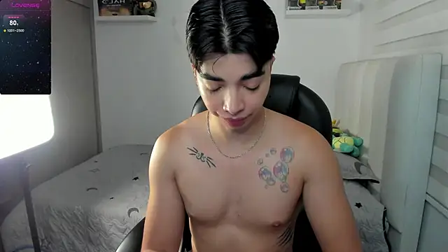 santy7v7 online show from November 15, 2025, 1:26 pm