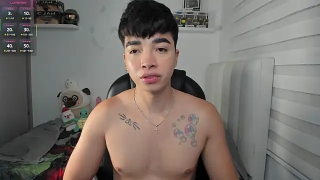 santy7v7 online show from March 31, 2026, 12:29 pm