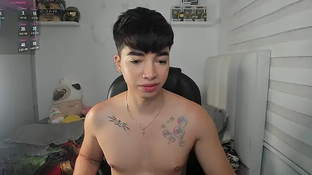 santy7v7 online show from March 5, 2026, 1:19 pm