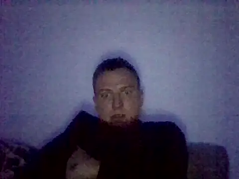 Snapshot of Fresexnow chatting on December 21, 2025, 2:46 am Fresexnow online show from December 21, 2025, 2:46 am