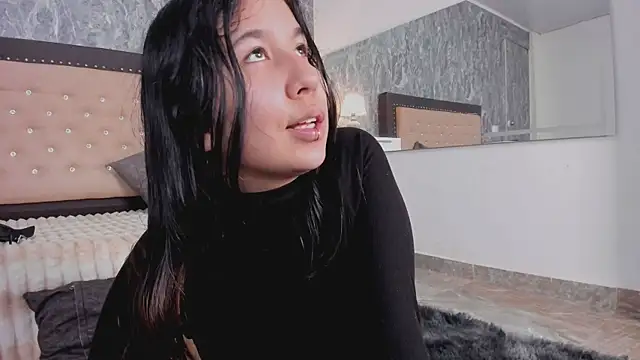 Lia sarahi online show from November 26, 2025, 11:54 am